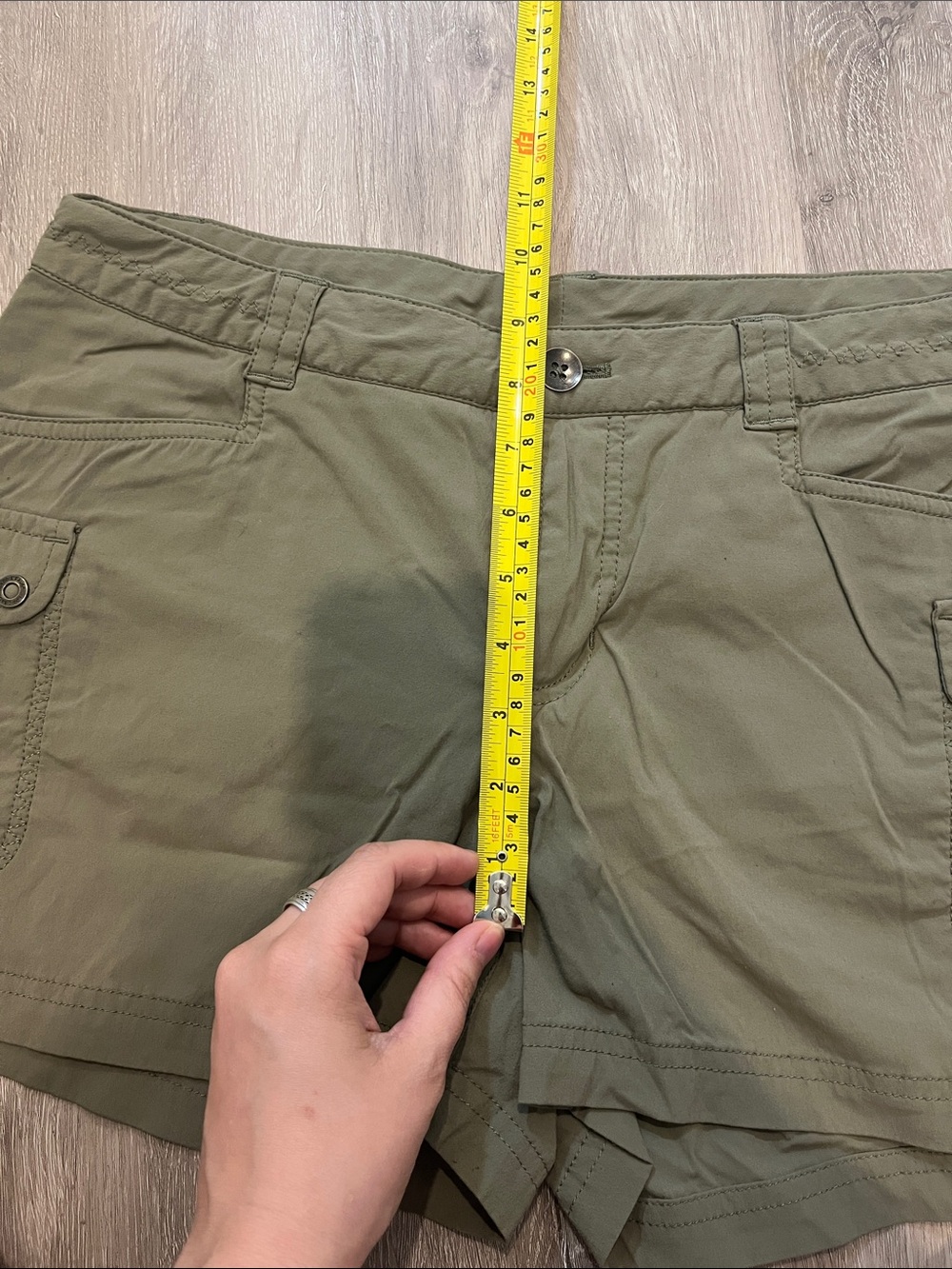 Eddie Bauer Olive Green Utility Cargo Shorts - Picture 5 of 6